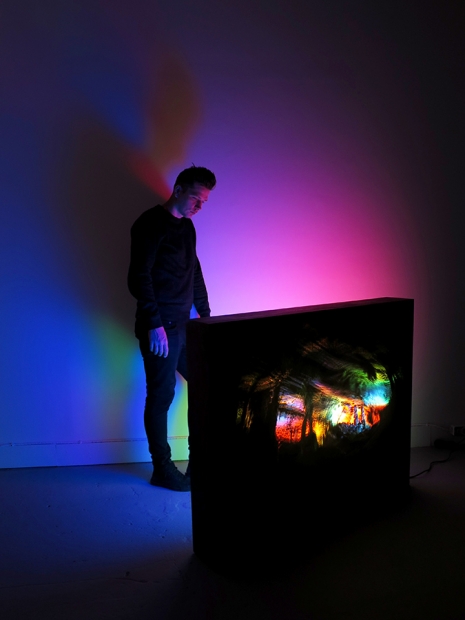 http://assets.mirunadragan.com/files/gimgs/th-28_GGallery_LightboxJason_site.jpg